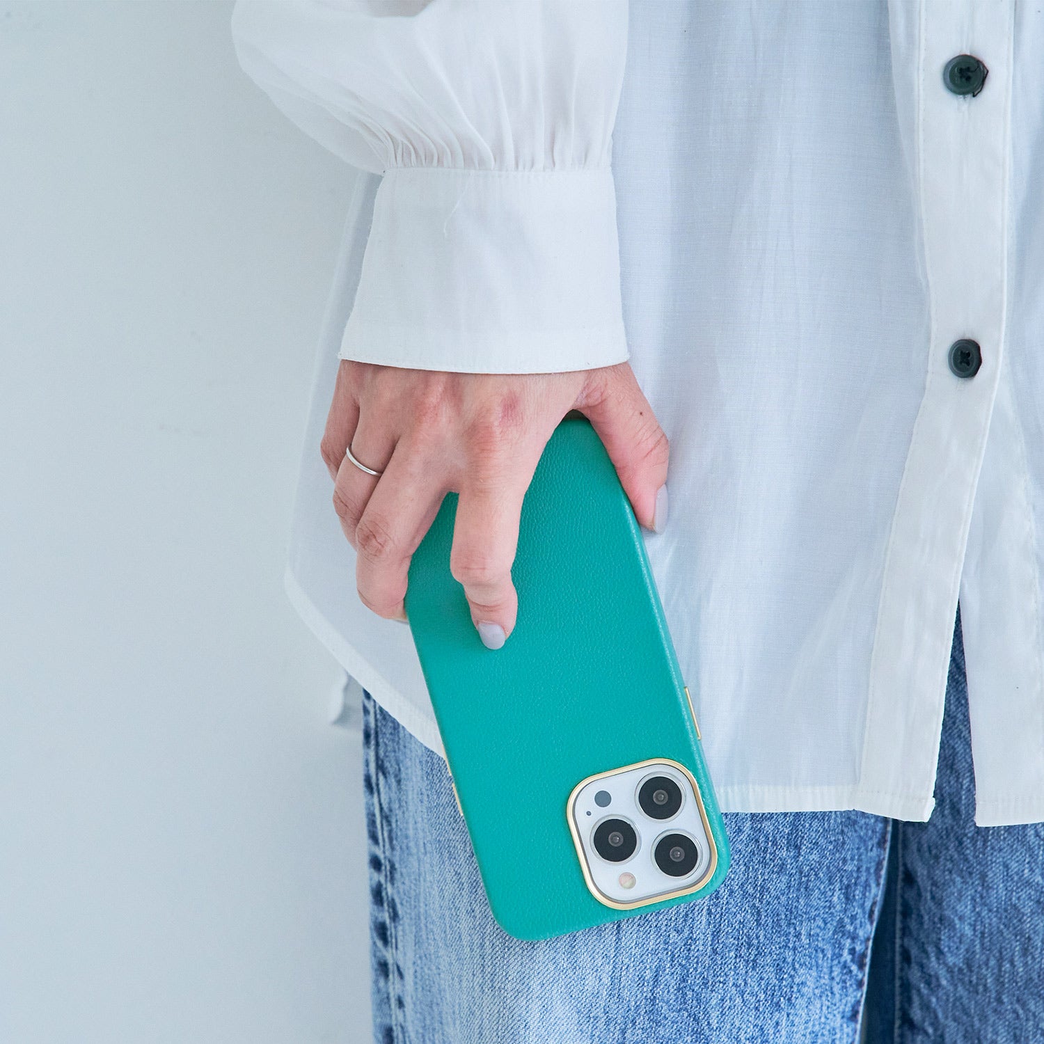 macarooon マカルーン 本革 ヤギ革 iPhone 13 ケース 対応 ケース